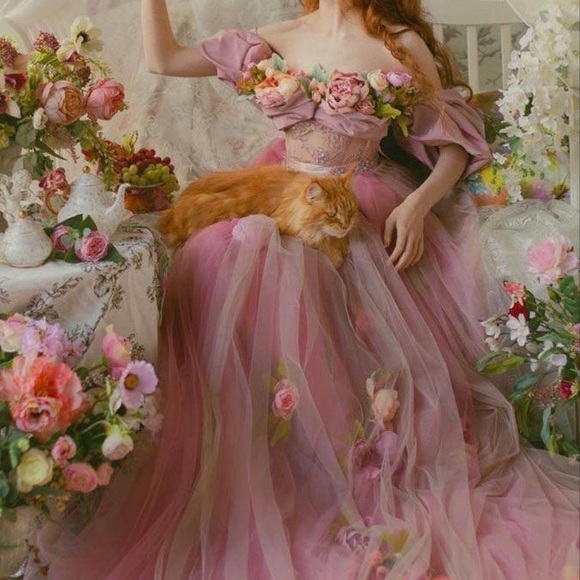 meet flourische - Picture 3 of 3